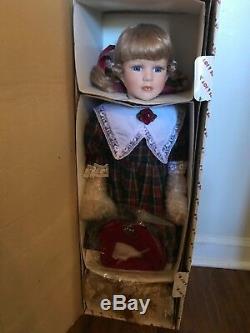 HOUSE OF LLOYD Christmas Around The World 25 Emma Doll With Bear Radcliffe