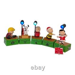 Hallmark PEANUTS Christmas Dance Party Music Full Set of 5 Figures 3 Lights