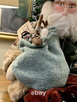 Heart Warmers Hand Crafted' Old Tymey Santa' Christmas Decoration Huge 20