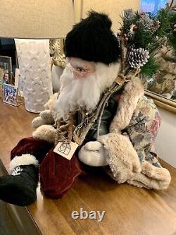 Heart Warmers Hand Crafted' Old Tymey Santa' Christmas Decoration Huge 20