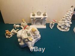 Heritage Mint LTD 11 Piece Porcelain Christmas Setting Set MINT CONDITION