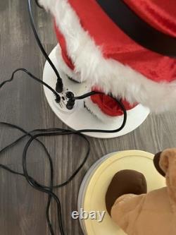 Holiday Living Animated Singing Santa and Friends vtg holiday Christmas. RARE
