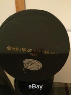 House Of Hatten Large Pilgrims DCalla 1995. 14 inches beautiful