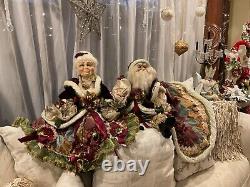 Katherine's Collection/Wayne Kleski Large Mr & Mrs Claus 35 T 44 Wide With Cape