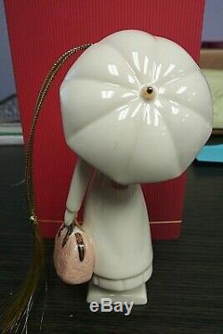 Lenox Mary Poppins Disney Practically Perfect Christmas Ornament