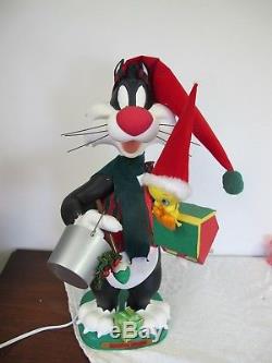 Looney Tunes Animated Christmas Display Sylvester Tweety Bird Matrix Vintage