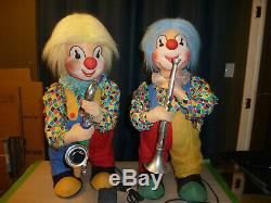 Lot Of 2 Puppi Style Animated Mechanical Clowns Christmas Store Window Display