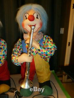 Lot Of 2 Puppi Style Animated Mechanical Clowns Christmas Store Window Display