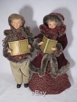 Lrg 18.5 Victorian Christmas Carolers Mother Father Son Daughter 4 Family Set
