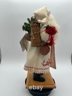 Lynn Haney 2001 Christmas Songbirds Santa Figurine Style #1271 Signed