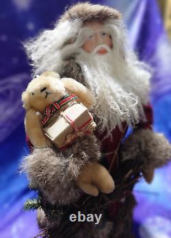 Lynn Haney Santa Clause Christmas 1995 Handcrafting Heirloom Figure 14