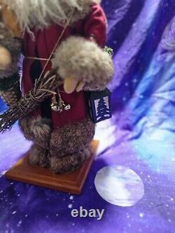 Lynn Haney Santa Clause Christmas 1995 Handcrafting Heirloom Figure 14