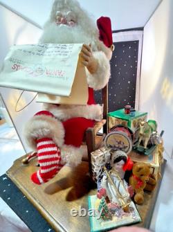 Lynn West Lasting Endearments Santa In a Rocker 1983 Musical Base USA 2/450/8