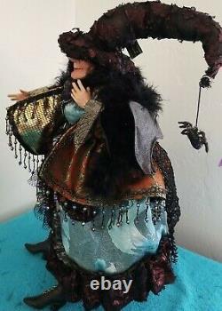 Mark Roberts 21 Witch Halloween EUC