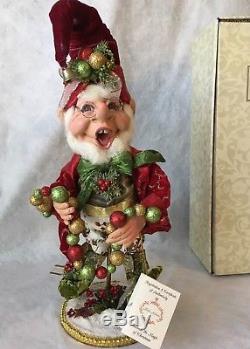 Mark Roberts Christmas Decorating Elf And Stand 19 Med Retired LE 284/1200