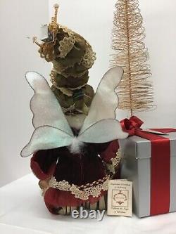 Mark Roberts Fairies Truffle Christmas Fairy 51-27822 Medium 20 Figurine