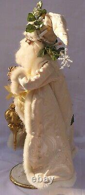 Mark Roberts Santa Claus Christmas Figure Snow Flake Ornaments Gold Glitter