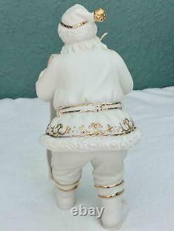 Members Mark Porcelain 4 Pc Set Santa Claus Sleigh Reindeer Christmas Decor