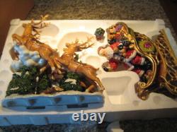 Members Mark Santa Sleigh with Reindeer Porcelain Christmas decoration