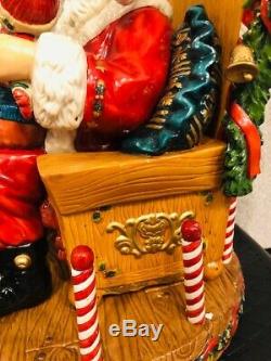 Members Mark Traditions With Santa Holiday Collection 2005 Hand Painted Figurine
