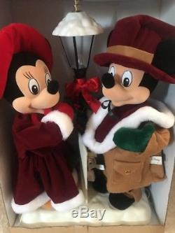 Minnie & Mickey Mouse Animated Christmas Figures Sings Rare Hard To Find