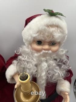 Motrix Industries 1992 Animated Lighted Santa and Mrs Claus 24 Tested working