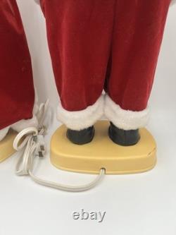 Motrix Industries 1992 Animated Lighted Santa and Mrs Claus 24 Tested working