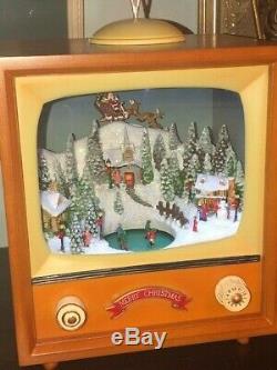 Musical LED Retro TV with Lighted, AnimatedChristmas Scene Amusements Colletible