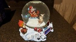NECA The Year Without a Santa Claus Snowglobe 2002 Rare VHTF