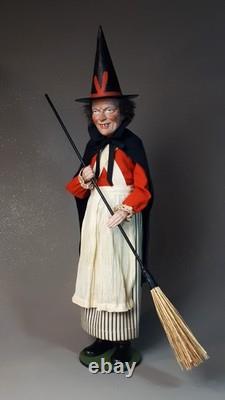 NEW, Large 24,8Paper macheGerman WITCHCandy Containerby Paul Turner HNY25-49 NEW, Large 24,8Paper macheGerman WITCHCandy Containerby Paul Turner HNY25-49