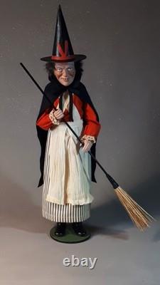 NEW, Large 24,8Paper macheGerman WITCHCandy Containerby Paul Turner HNY25-49 NEW, Large 24,8Paper macheGerman WITCHCandy Containerby Paul Turner HNY25-49