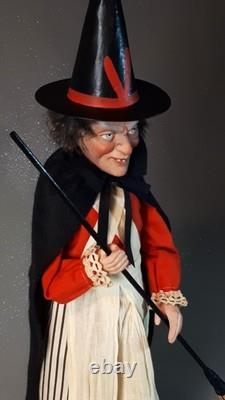 NEW, Large 24,8Paper macheGerman WITCHCandy Containerby Paul Turner HNY25-49 NEW, Large 24,8Paper macheGerman WITCHCandy Containerby Paul Turner HNY25-49