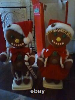 NEW Vtg Telco Gingerbread Couple Motionette Animated Displays Moving Figure 24