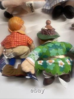 Neca The Year Without A Santa Claus Mini Plush Collection 8 Pieces! Rare & Htf