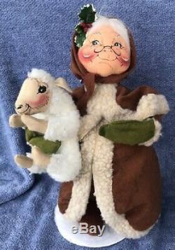 ONLY MADE 1 YEAR-1996 ANNALEE 18 OLD WORLD MR. & MRS. SANTA WithLAMB & GIFT BAG