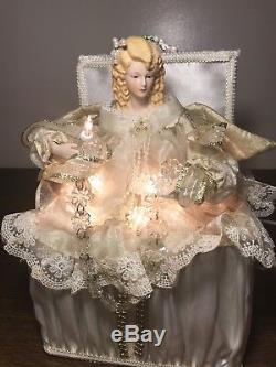 RARE TELCO Motionette ANGEL Treasure Chest CHRISTMAS LIGHTED ANIMATED Porcelain