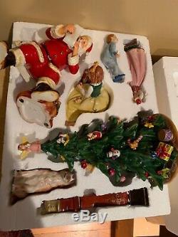Rare Find! OWell China Collectible Christmas Santa Scene. 7 figurines. Mint
