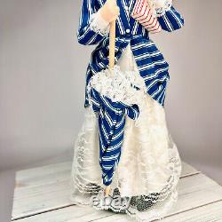 Rare Htf 2012 Byers Choice Popcorn Family Woman With Parasol And Popcorn Mint