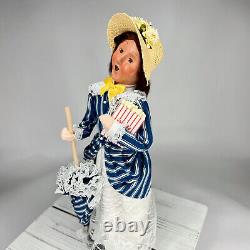 Rare Htf 2012 Byers Choice Popcorn Family Woman With Parasol And Popcorn Mint