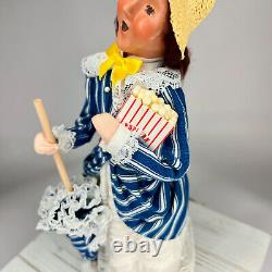 Rare Htf 2012 Byers Choice Popcorn Family Woman With Parasol And Popcorn Mint