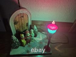 Rare Vintage 1930's, 1940's Noma Glolite Singing Carollers, Lights Up Christmas