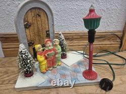 Rare Vintage 1930's, 1940's Noma Glolite Singing Carollers, Lights Up Christmas