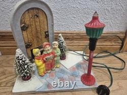 Rare Vintage 1930's, 1940's Noma Glolite Singing Carollers, Lights Up Christmas