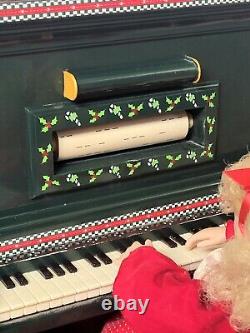 Rare Vintage Holiday Creations Sing Along With Santa And Girl Motionette