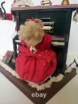 Rare Vintage Holiday Creations Sing Along With Santa And Girl Motionette