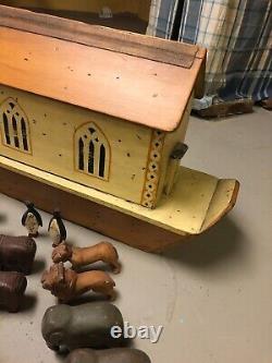 Royston & Co. Painted Wood Noah's Ark 19 Figurine Set, Late 20th Century Rare