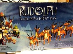 Rudolph Santa's Sleigh & Reindeer Team Island Misfit Toys Memory Lane New Sealed