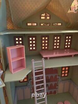 Rudolph and The Island of Misfit Toys Santa's Castle Play and Display Set