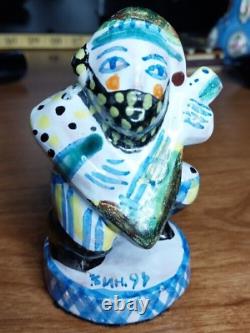 Russian Judaica Guitarist Faience Pottery Figurine Signed & Dated Near Mint