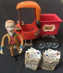 SANTA IS CLAUS COMING TO TOWN 2004 Memory Lane Mail Truck WithKringle & Mail Bags